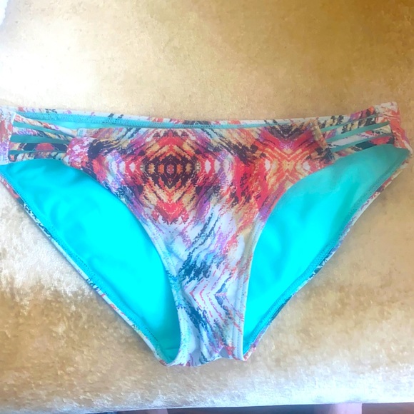 Bikini bottom - Picture 1 of 2